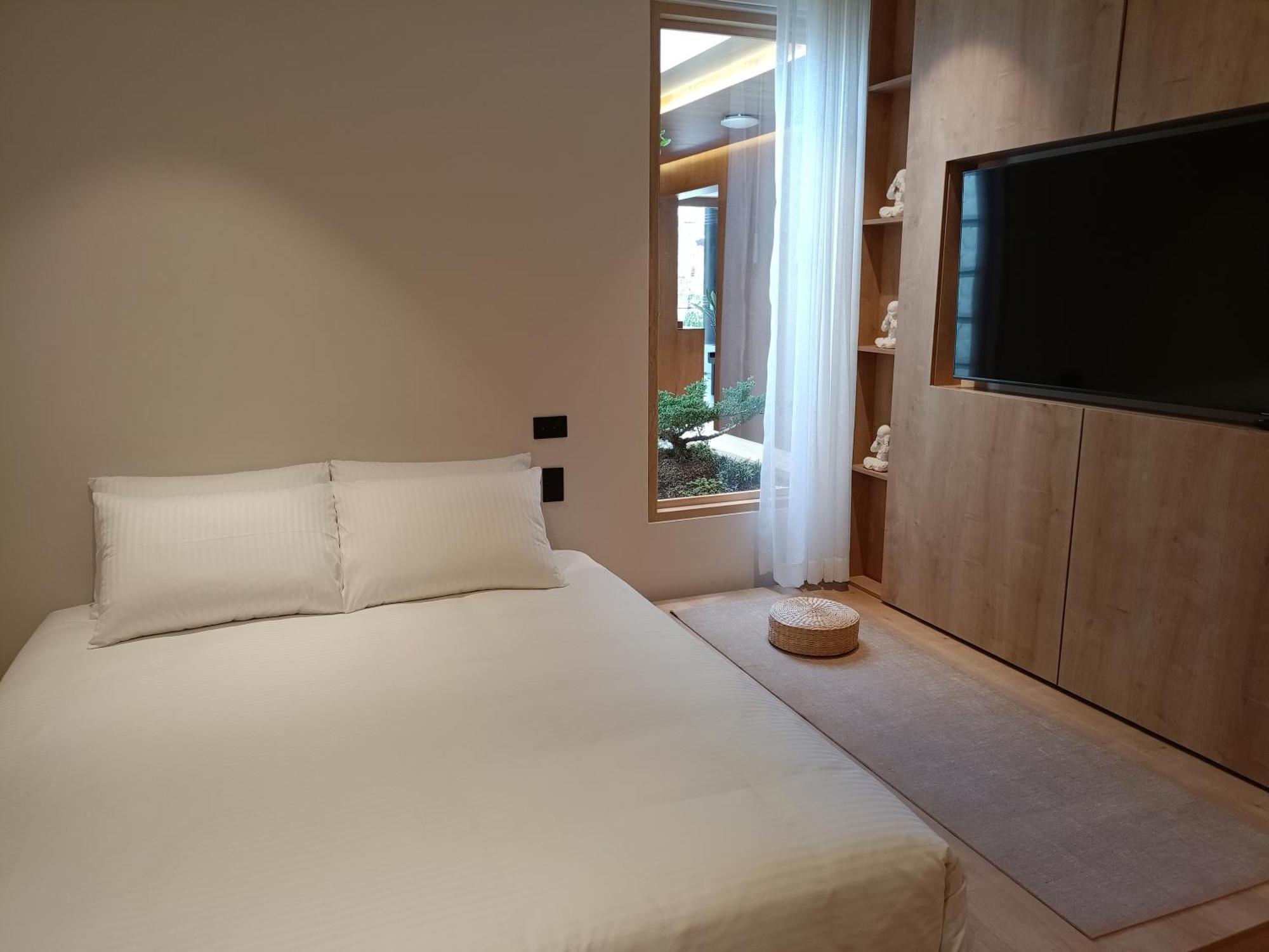 Casa Tokyo Manila By Xcay Home Medellin Bagian luar foto